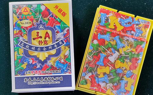 奇台扑克批发采购指南与产品质量识别要点解析